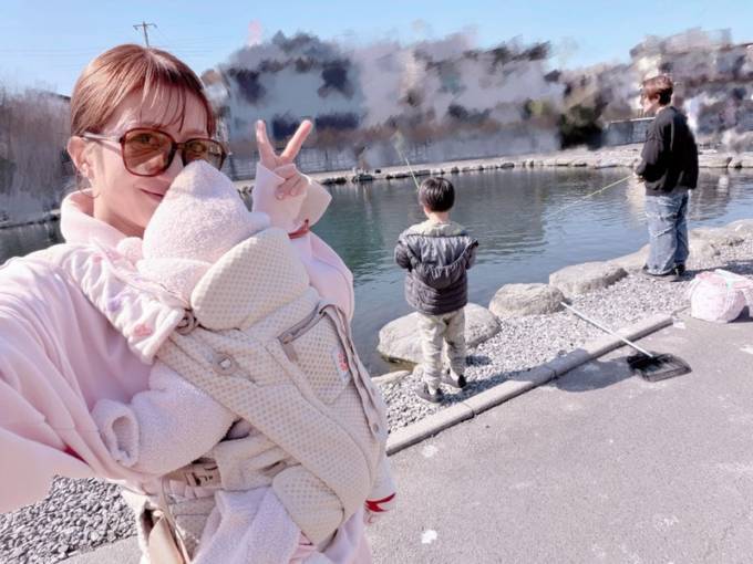 辻希美、三男と次女を連れて釣りへ！忙しい日々送るも家族でリフレッシュ「上手に釣れた」