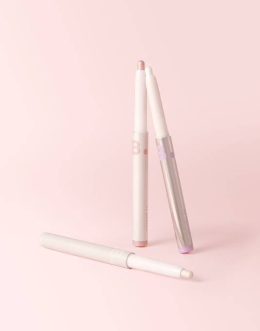 バニラコ、ぷっくり涙袋を演出する「ムードオンアイカラースティック」発売