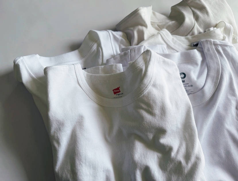 なぜ今、あえて“白T”なのか。究極の普通がカルチャーになる理由