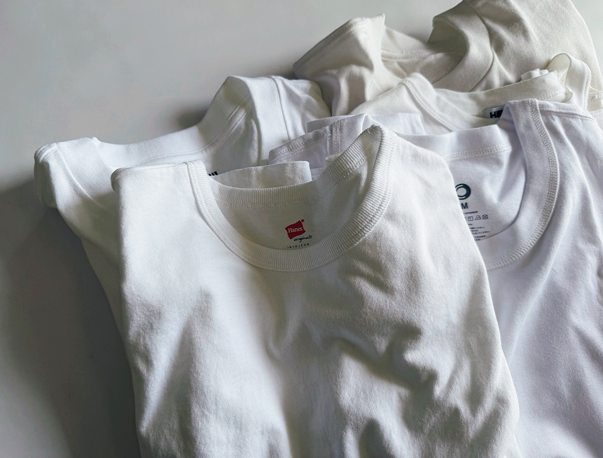 なぜ今、あえて“白T”なのか。究極の普通がカルチャーになる理由メイン画像