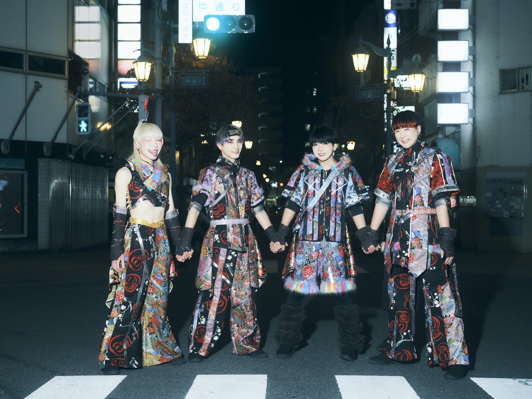 独自コメント到着！二丁目の魁カミングアウト、結成15周年記念ワンマンライブを5月1日に開催メイン画像