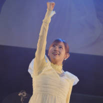【独占】高橋李依、“Wonderland”の案内人として描いた現在地　2ndワンマンライブ「A Rie in Wonderland」で示した、アーティストとしての進化