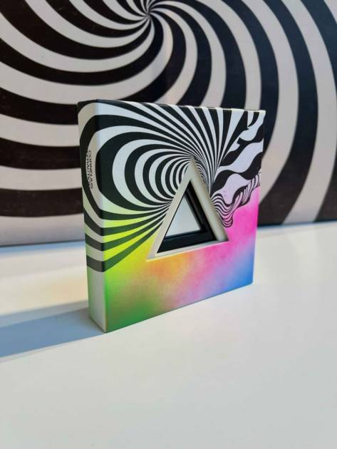 「Refractions（Deluxe Edition)」