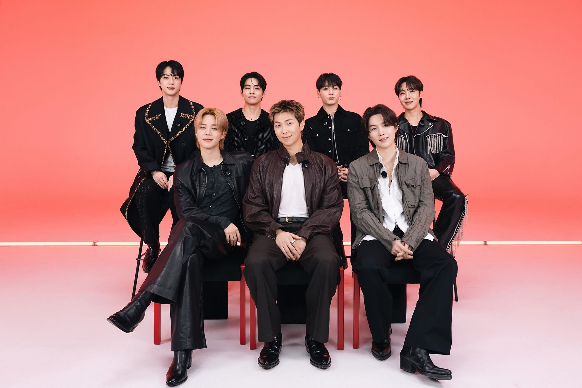 BTS、「SWIM」が今年リリース楽曲として初のSpotify5億ストリーミングを突破｜W杯決勝ハーフタイムショーにも出演決定メイン画像