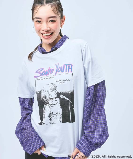 「niko and …」からSONIC YOUTHを大胆にデザインしたTシャツなどが登場。7月2日より販売開始