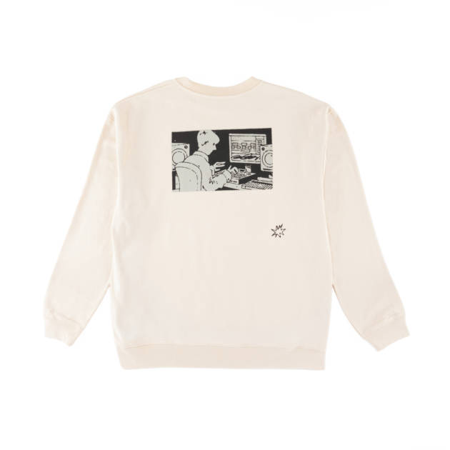 ”Alone with” STUTSクルーネックスウェット（GREIGE）BACK